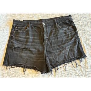 AE American Eagle Curvy Black Denim Distressed Shorts SIZE 20